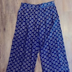 EARTHBOUND Wide Leg Capri Daisy Pants